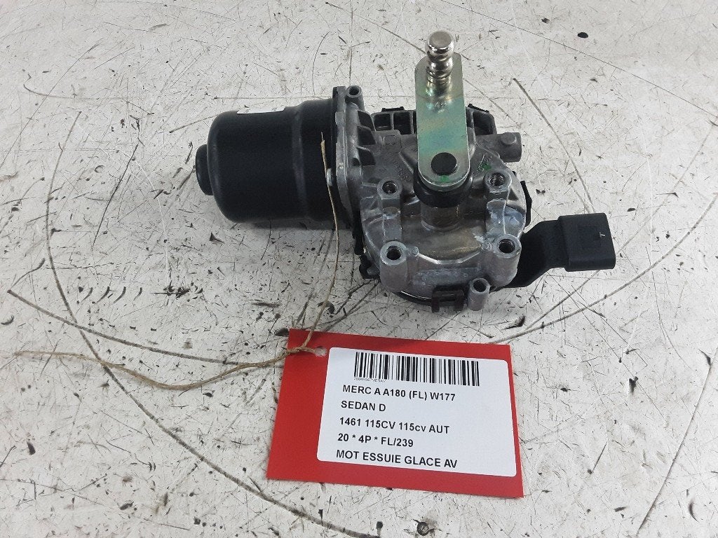 RUITENWISSERMOTOR VOOR A Limousine (177.1) (A1779064701), Gebruikt, Mercedes-Benz, Dialog.mb@mercedes-benz.com, Mercedes-Benz AG