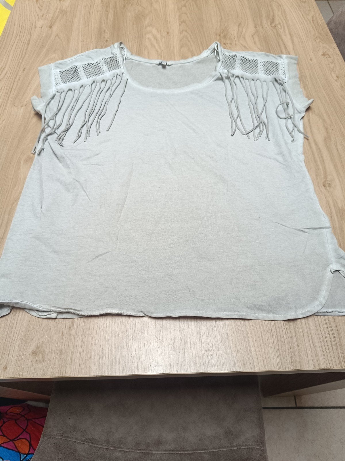 Tee-shirt femmes taille 44, Kleding | Dames, T-shirts, Ophalen, Zo goed als nieuw, Maat 42/44 (L)