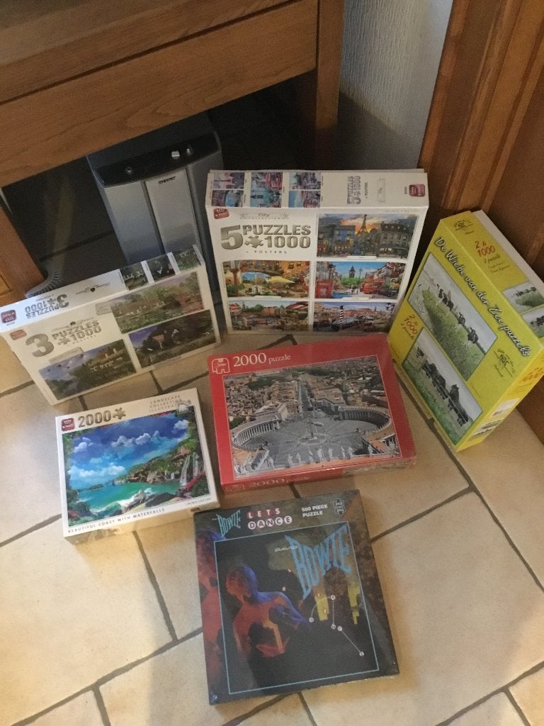 Nieuwe puzzels 8 euro per stuk, Ophalen of Verzenden, 500 t/m 1500 stukjes, Nieuw, Legpuzzel