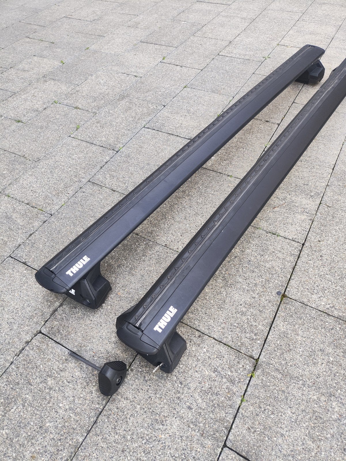 Thule wingbare zwart voor BMW  X1, 2 serie en 3 serie, Auto diversen, Ophalen