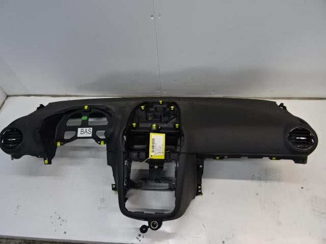 DASHBOARD Opel Corsa D (01-2006/12-2014), Auto-onderdelen, Gebruikt, Rue de l'Espoir 34 34
4030  GRIVEGNÉE, BE, Info@Collignon.be