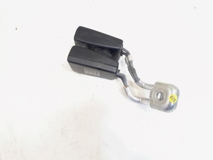 Insertion ceinture de sécurité arrière gauche d'un Volksw, Autos : Pièces & Accessoires, Volkswagen, -, 3 mois de garantie, Utilisé
