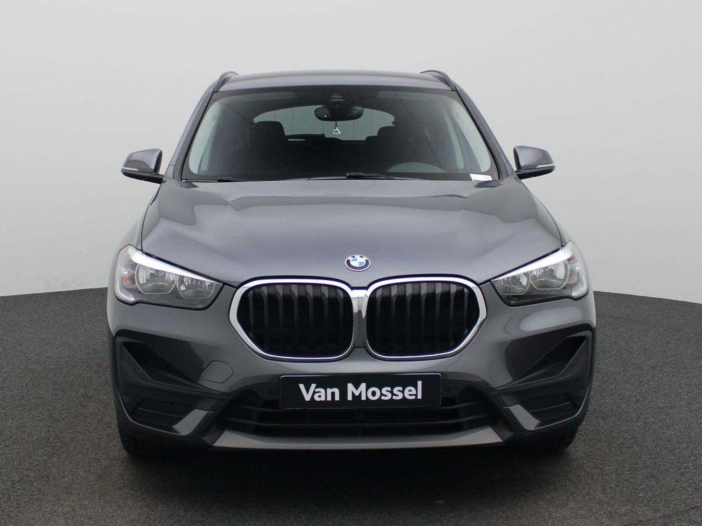 BMW X1 sDrive16dA NAVI | CAMERA | ELEKTRISCHE KOFFERKLEP, Stof, Gebruikt, 116 pk, 3 cilinders