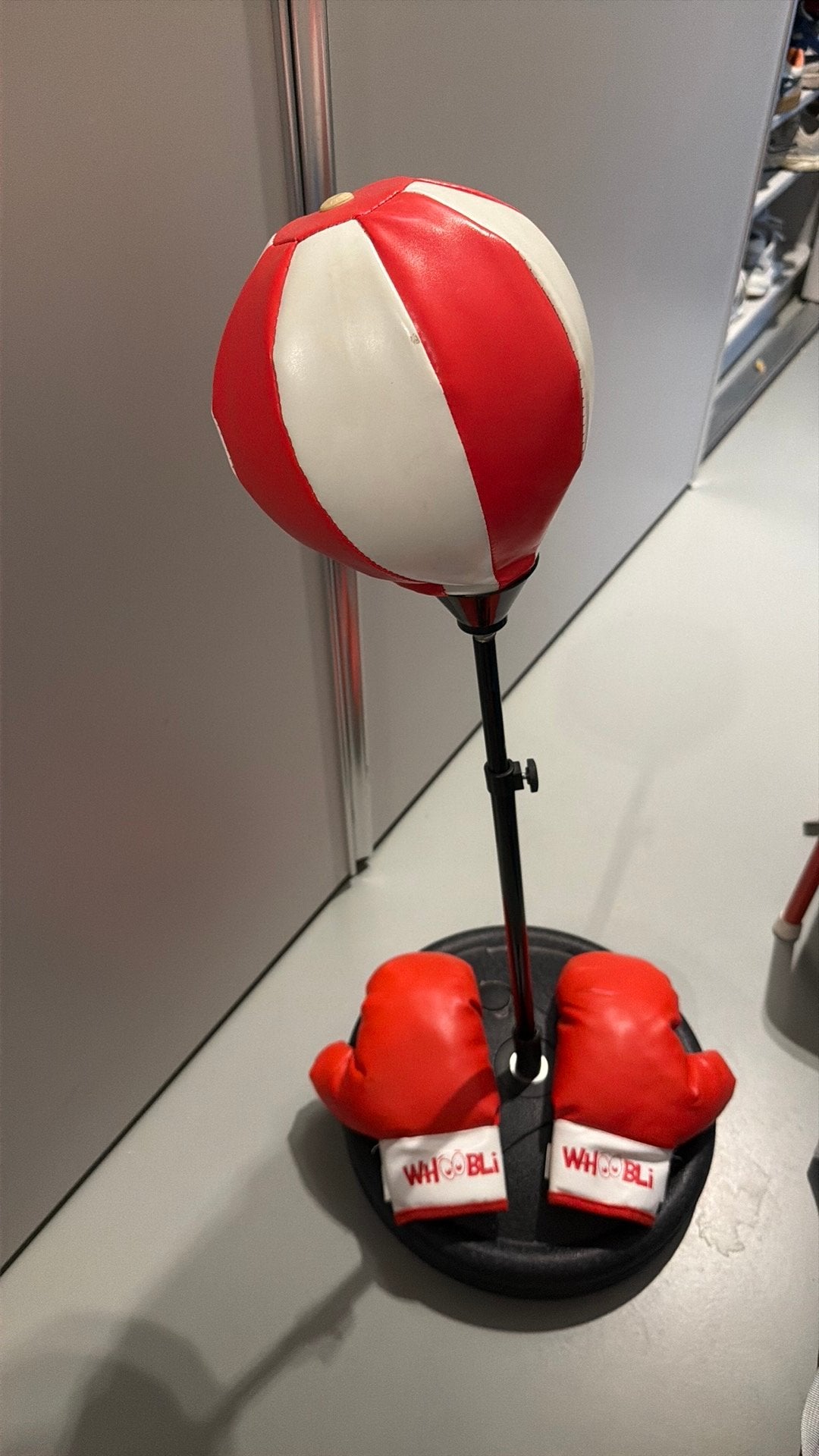 Boksbal voor kleuters, Enlèvement, Utilisé, Punching-ball