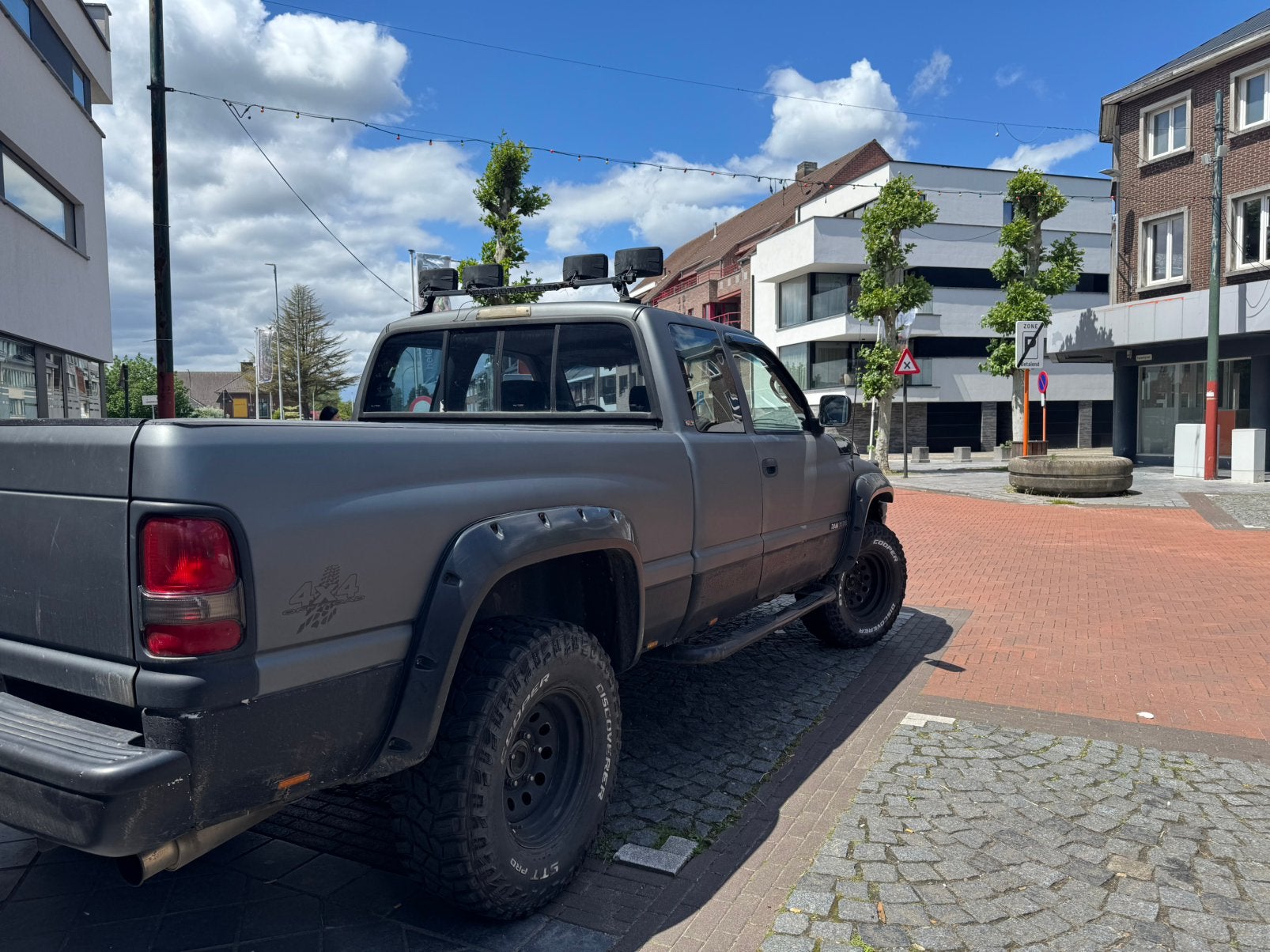 Doege ram oldtimer, Ophalen