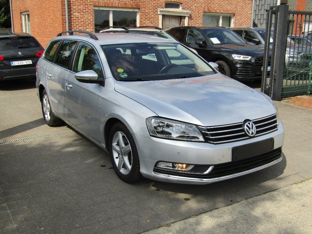 Vw Passat 2.0 TDI, Voorwielaandrijving, Euro 5, Stof, Zwart