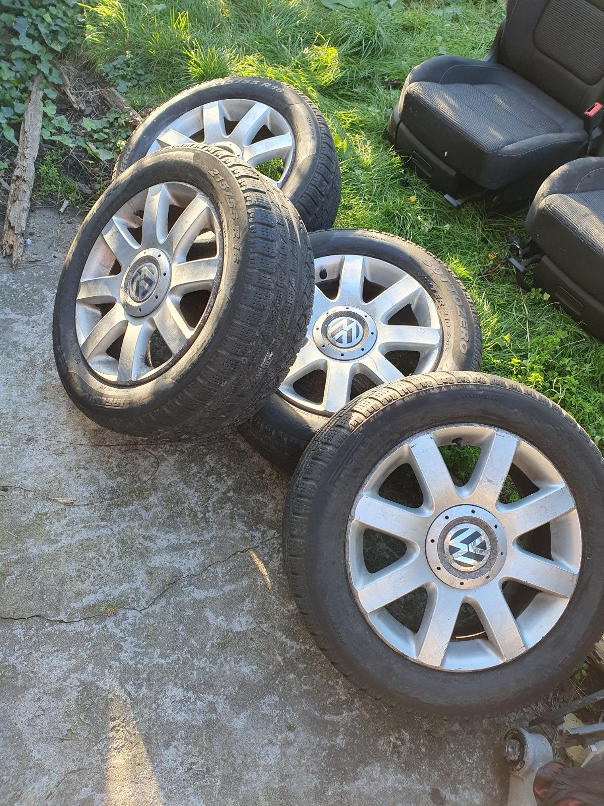 A vendre 4 jantes hiver pour vw sharan a partir 2001 bonne é, Auto-onderdelen, Ophalen, Velg(en)