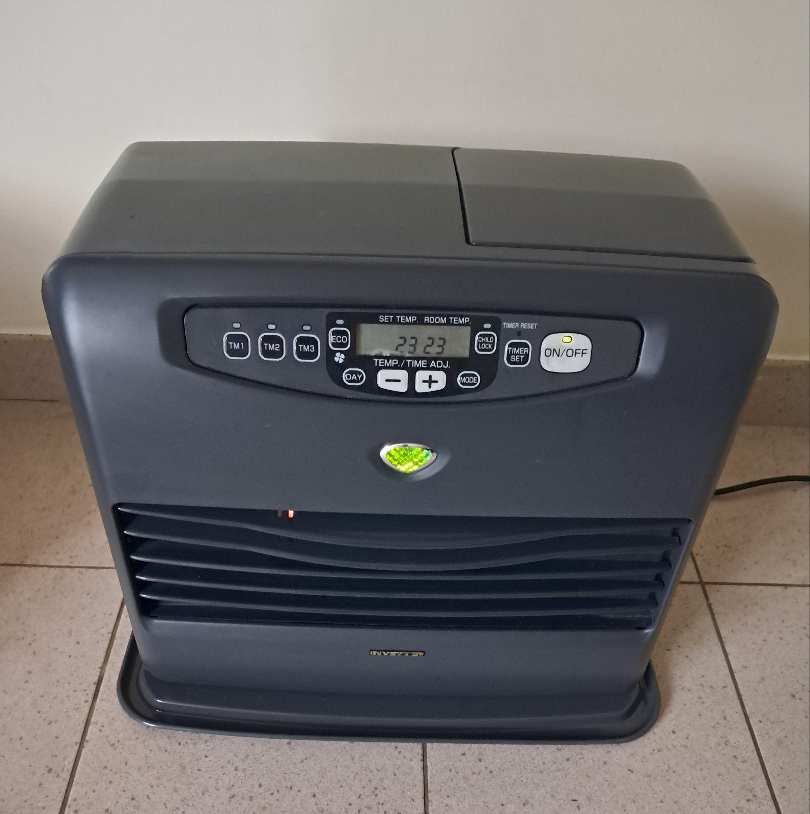 Inverter laserkachel 4,65 KW - 186 M³
Dit toestel krachtig, Ophalen, Petroleumkachel