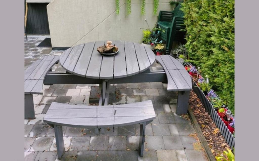 Banc de pique-nique en bon état et robuste, soigneusement pe, Jardin & Terrasse, Enlèvement