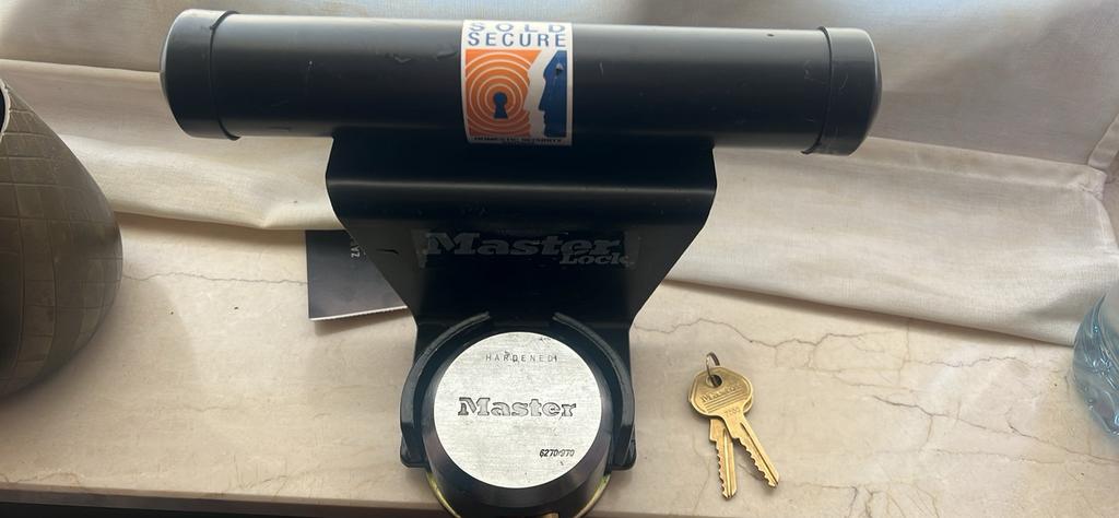 Sécurité garage, Informatique & Logiciels, Disques enregistrables, Enlèvement