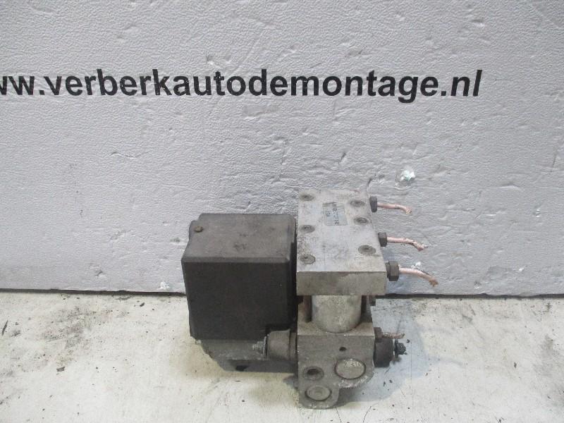 ABS POMP Volvo 940 II (01-1990/10-1998) (0-265-205-010), Gebruikt, Volvo