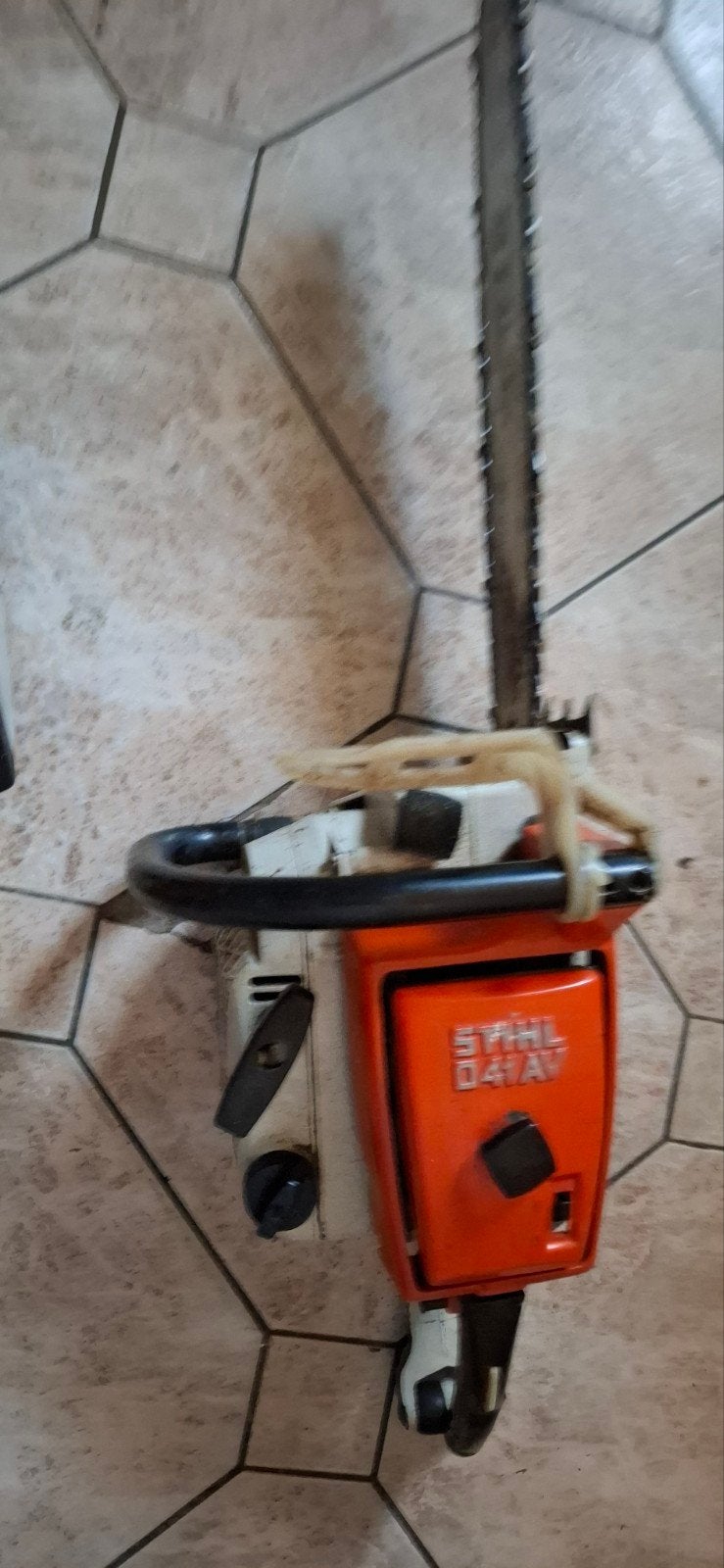 Stihl 041AV. functionele kettingzaag, Doe-het-zelf en Bouw, Gereedschap | Zaagmachines, Ophalen, Kettingzaag