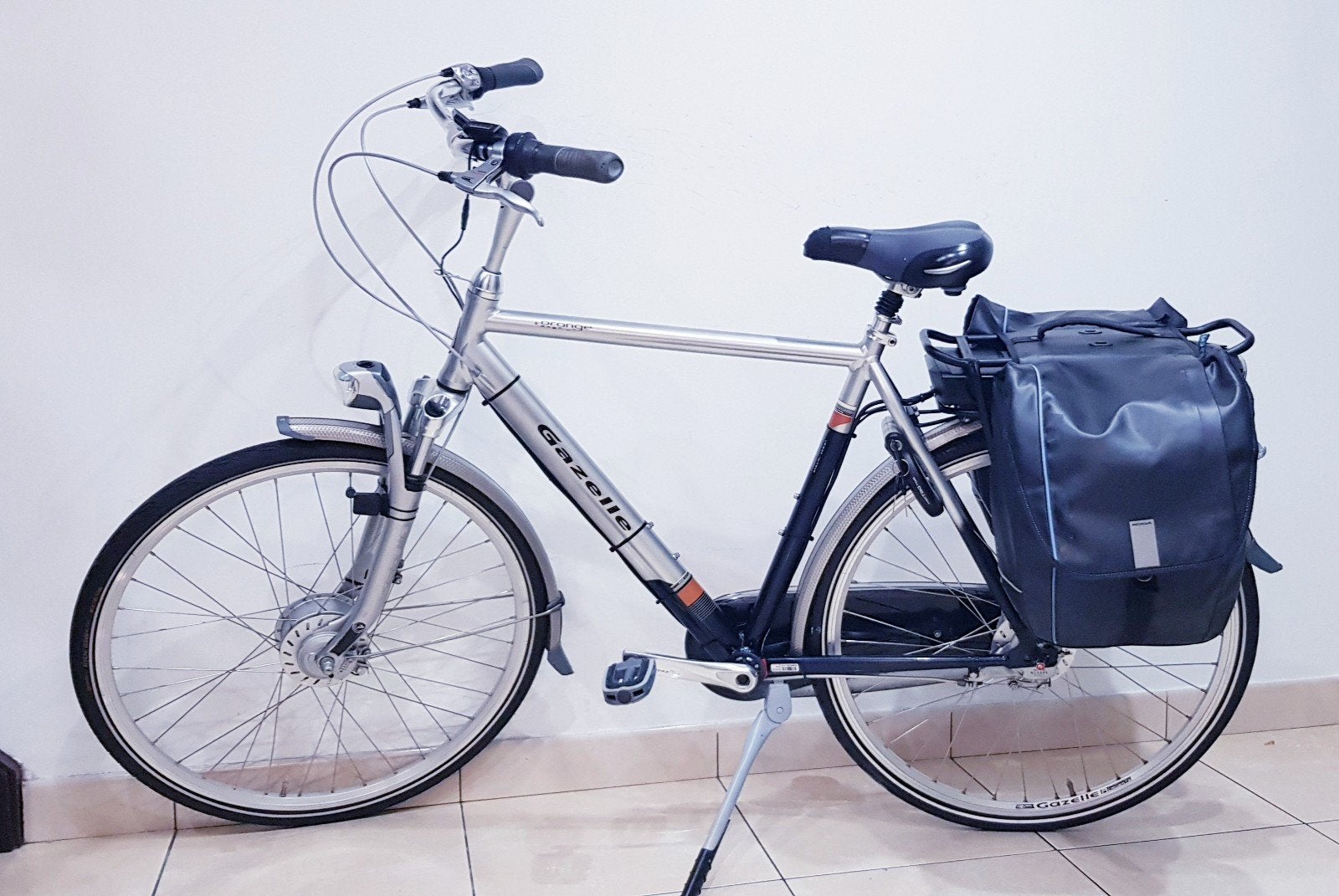 Vélo électrique Gazelle avec batterie puissante, Vélos & Vélomoteurs, Enlèvement, Gazelle