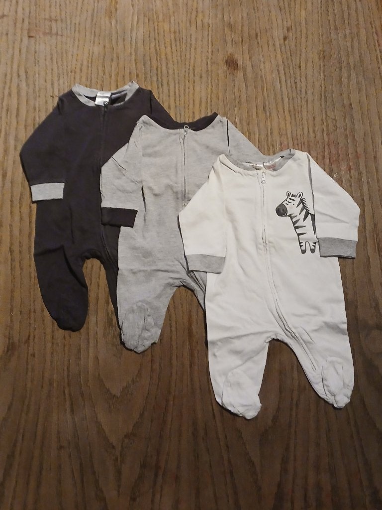 H&M Set van 3 Pyjama's / Kruippakjes (Maat 56), Nacht- of Onderkleding, Gebruikt, Jongetje of Meisje, H&M