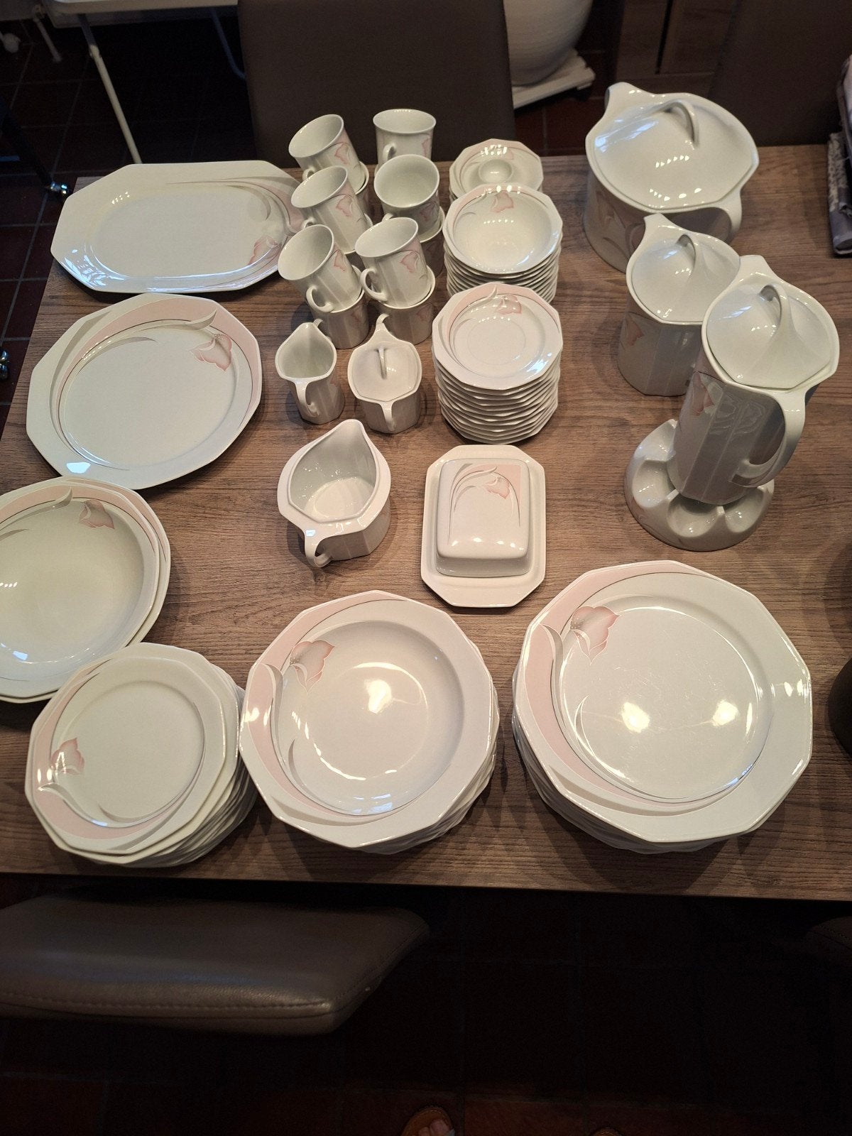 Eet-koffie-thee servies, Antiek en Kunst, Ophalen