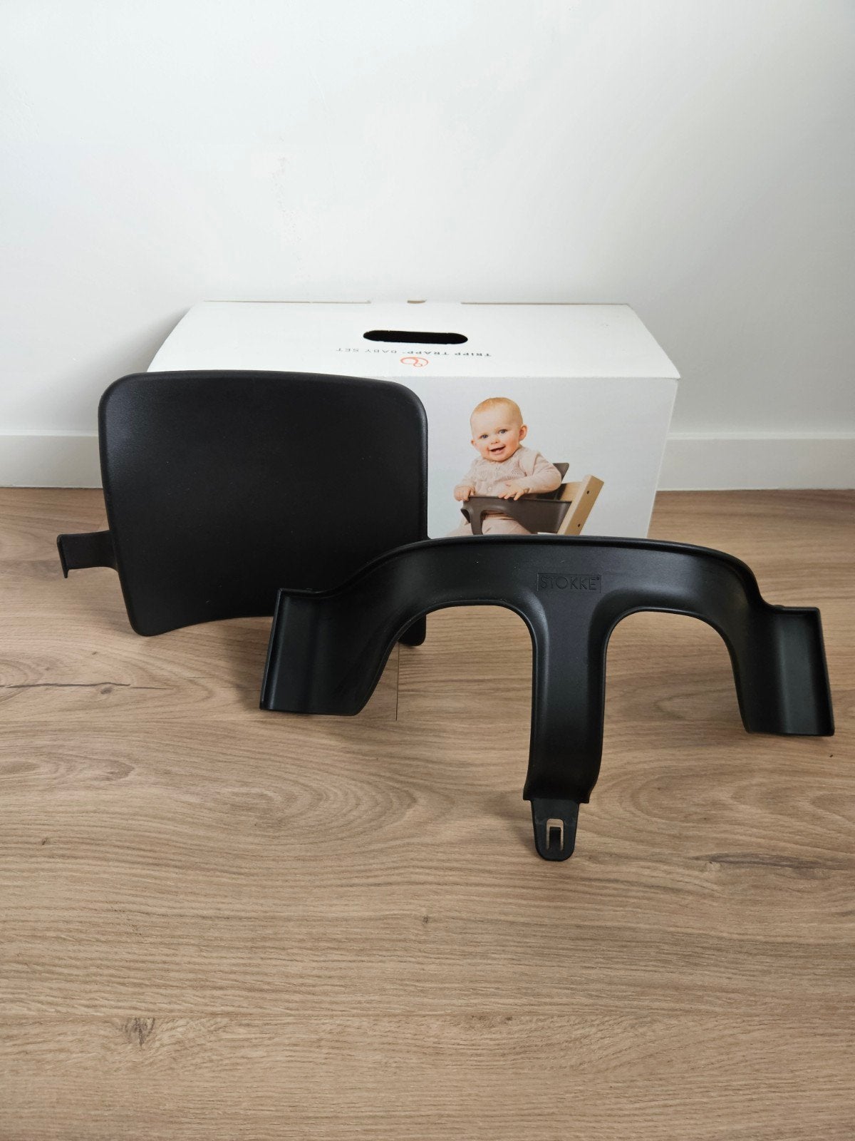 Zwarte babyset Stokke Tripp trapp, Enlèvement