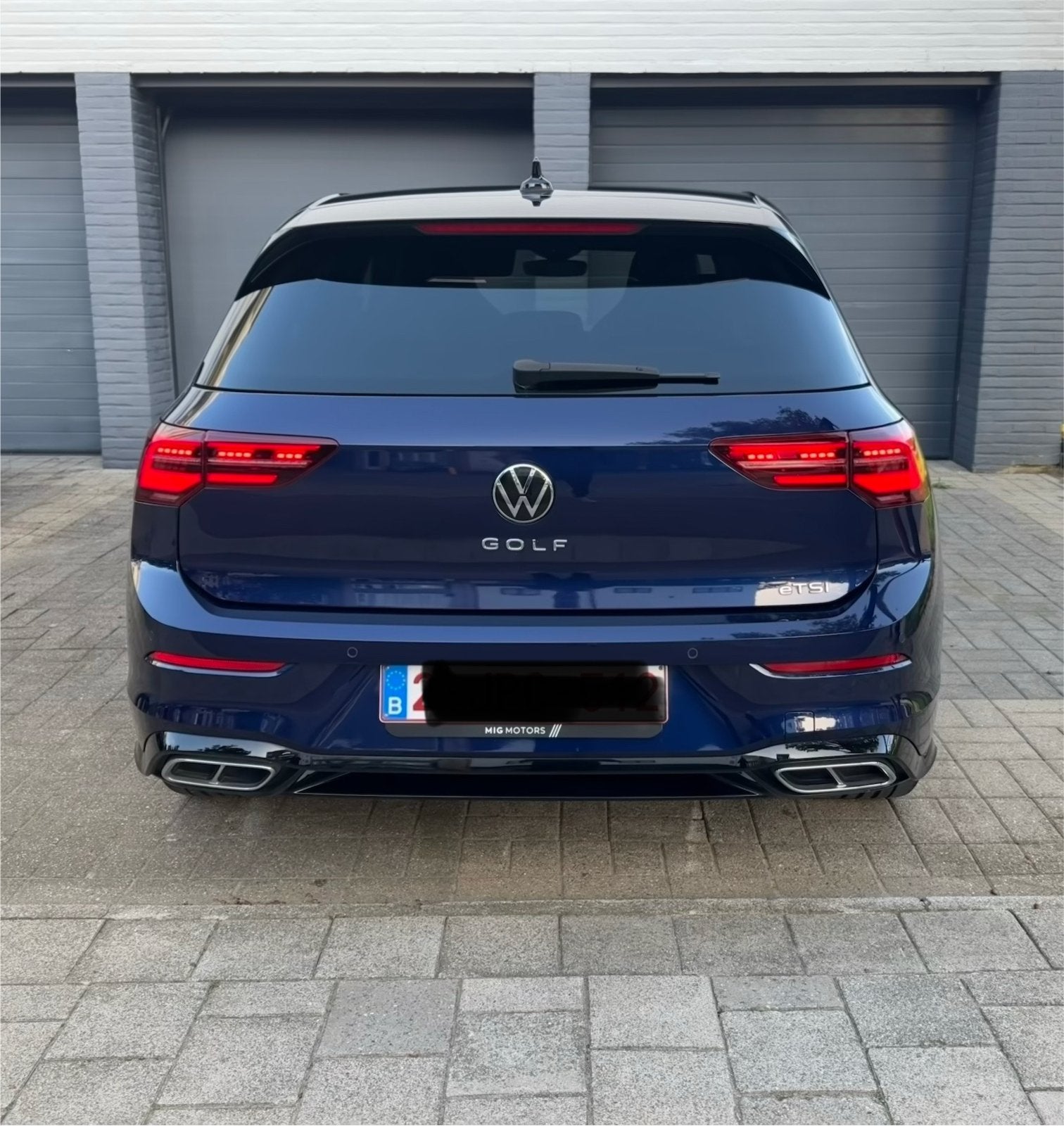 VW Golf 8 1.5 eTSI DSG R-Line | IQ.LIGHT | Harman Kardon, Achat, Entretenue par le concessionnaire, 5 portes, 96 kW