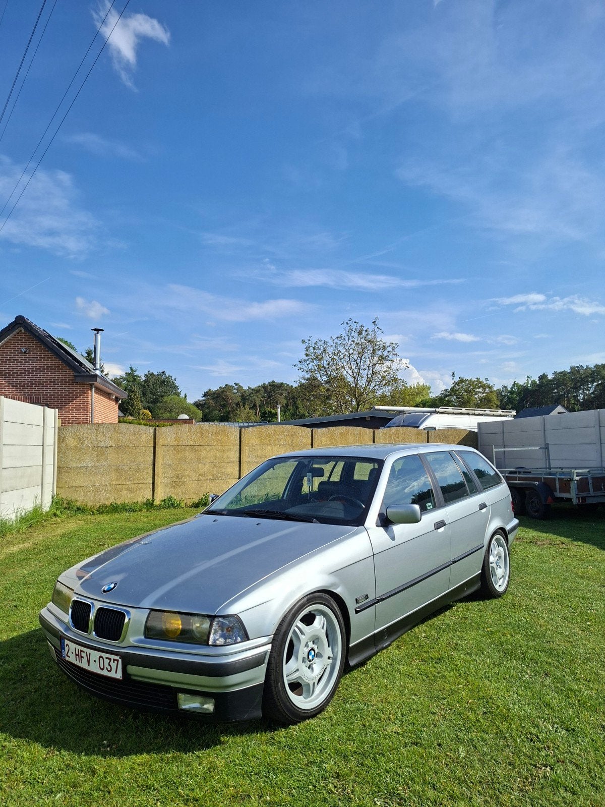 Bmw 318tds 2de eigenaar met volledig OHB, Autos, Argent ou Gris, Achat, Noir, Particulier