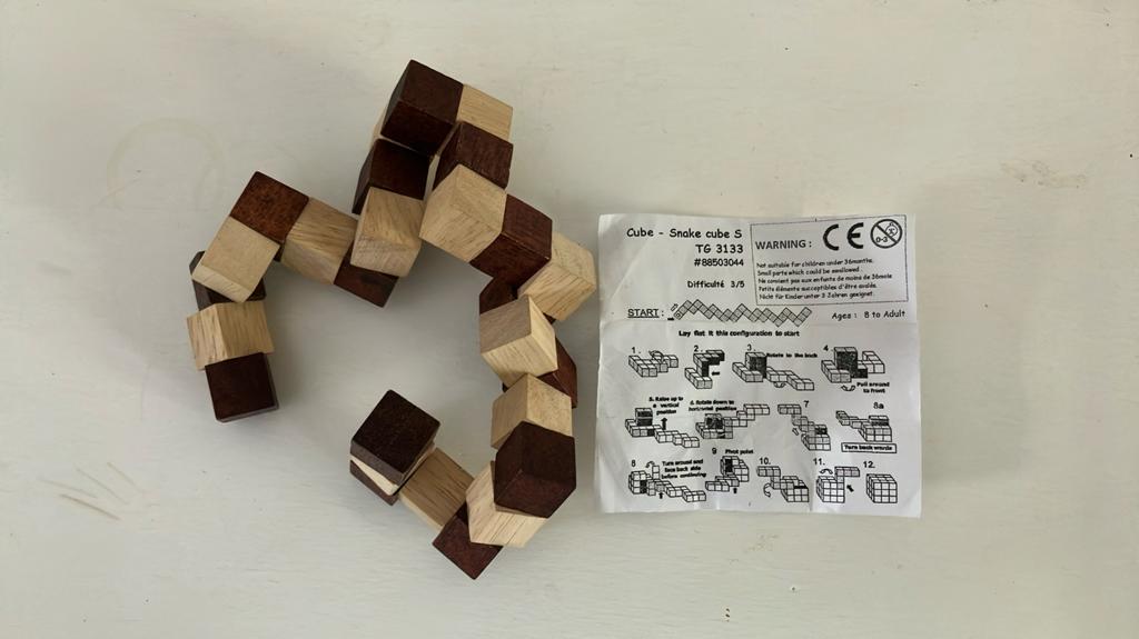 Cube - snake cube s, Ophalen, Minder dan 500 stukjes, Zo goed als nieuw, Puzzelboek