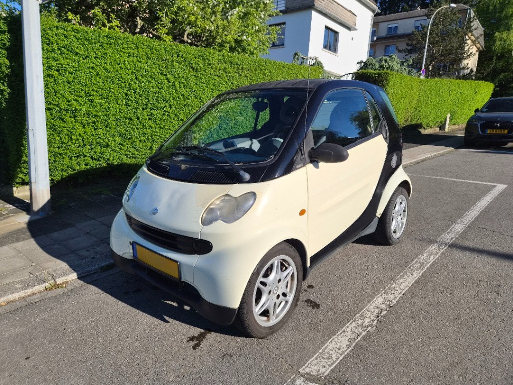 SMART FORTWO COUPE PURE VERSION, Achat, Jaune, 2 portes, Automatique