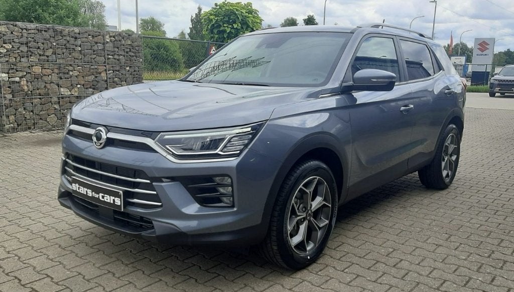 KGM (SsangYong) Korando benzine automaat 450 km!, Stof, 4 cilinders, Bedrijf, 5 zetels