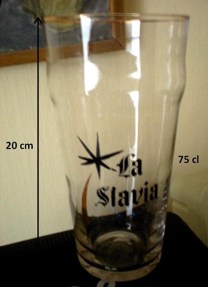 La Slavia   75 cl, Ophalen of Verzenden, Zo goed als nieuw, Glas of Glazen