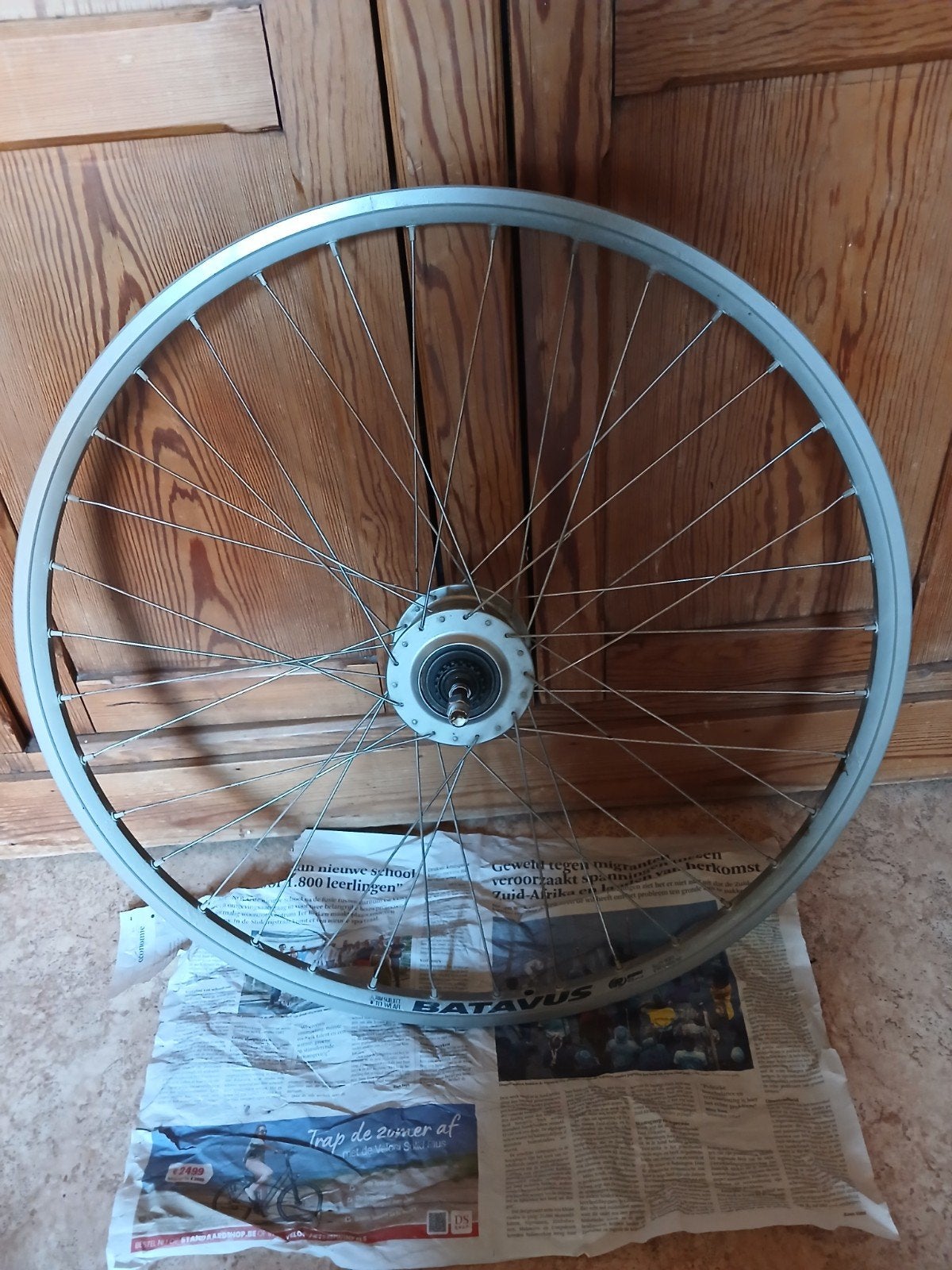 Roue Batavius 28’́., Enlèvement, Pneu