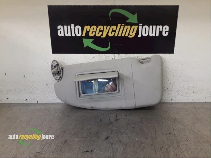 Pare-soleil d'un Ford Focus, -, -, 3 mois de garantie, -