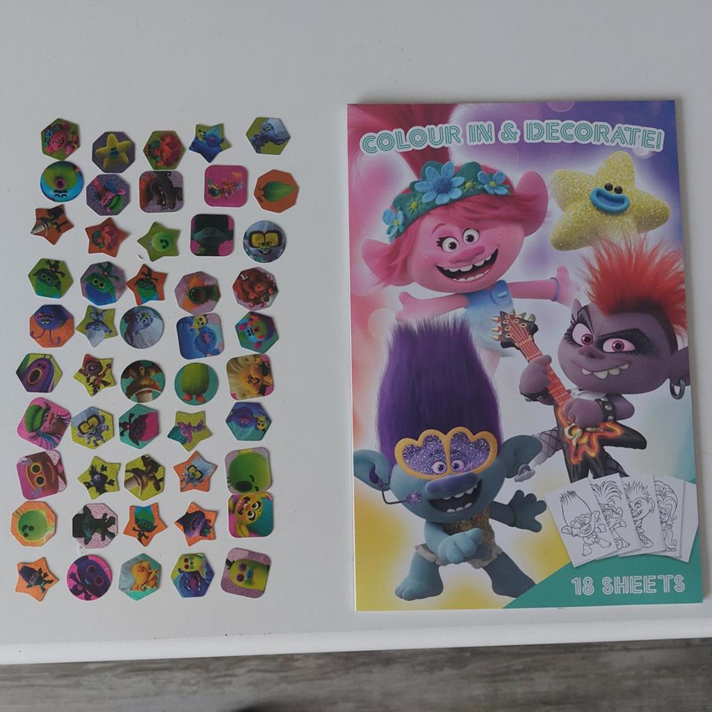 Kleur- en decoratieblokje van Trolls met 50 stickers., Ophalen
