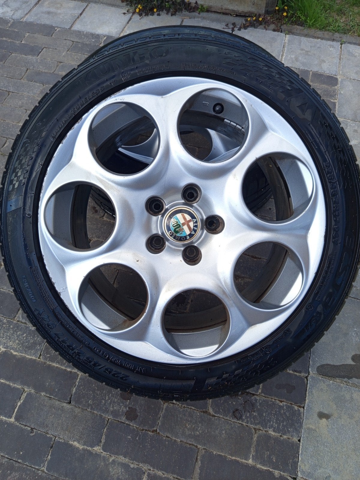 2 jantes quadrifoglio pour les freins BREMBO rouges, Autos : Pièces & Accessoires, Enlèvement ou Envoi, Jante(s)