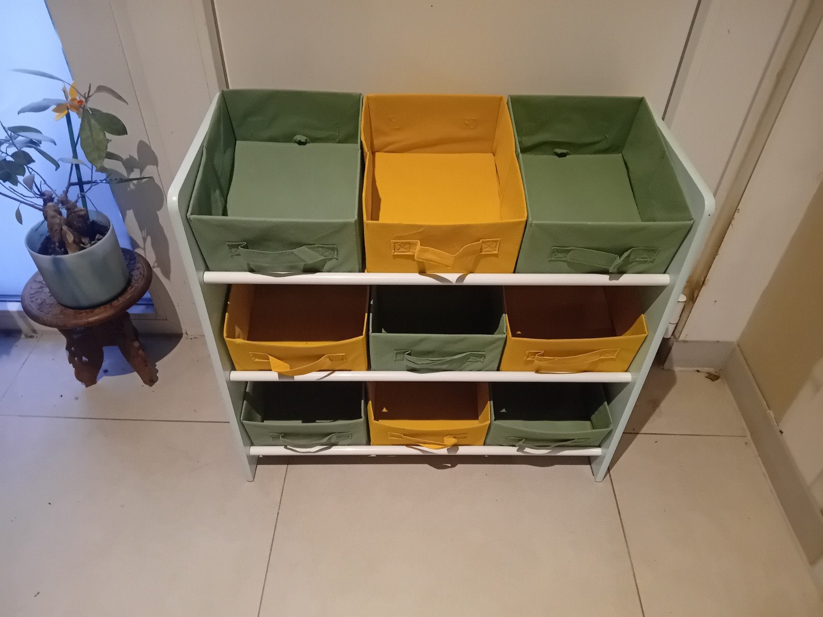 Rekje met stoffen mandjes, Zo goed als nieuw, 75 tot 100 cm, Minder dan 50 cm, Ophalen