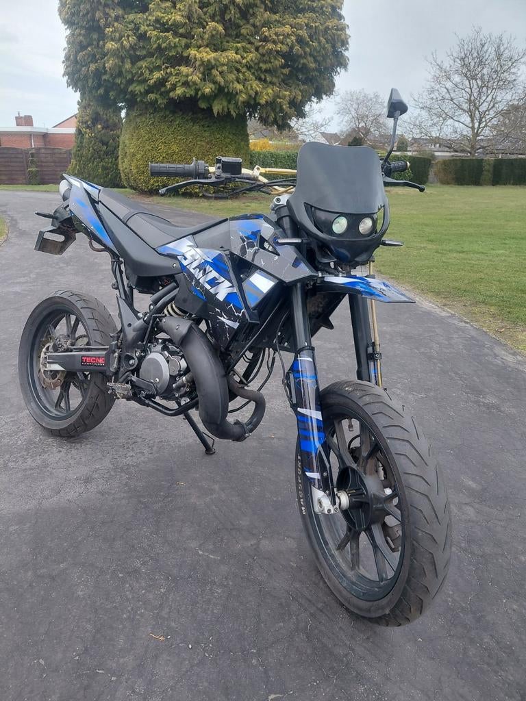 generic trigger sm 50, Fietsen en Brommers, Brommers | Derbi, Ophalen