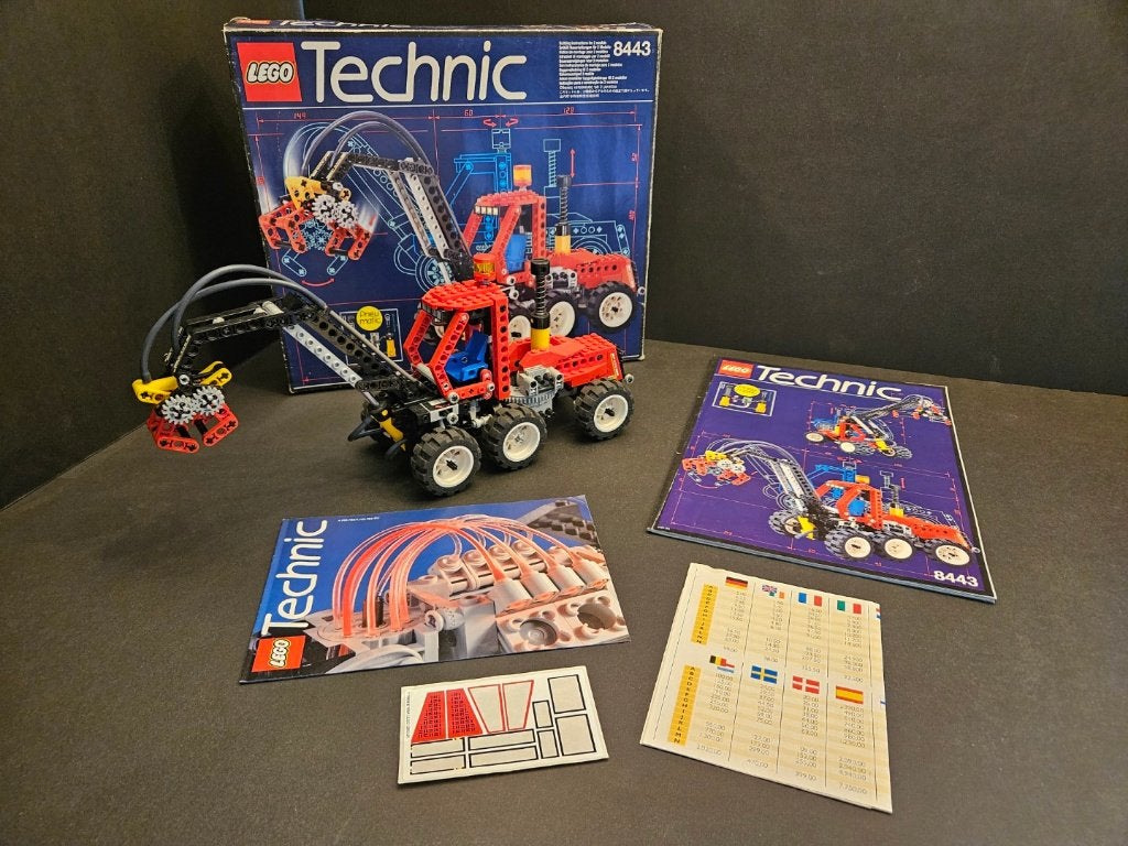 LEGO Technic 8443 Pneumatic Log Loader MET DOOS in TOPSTAAT, Compleet, Lego, Ophalen of Verzenden, Zo goed als nieuw