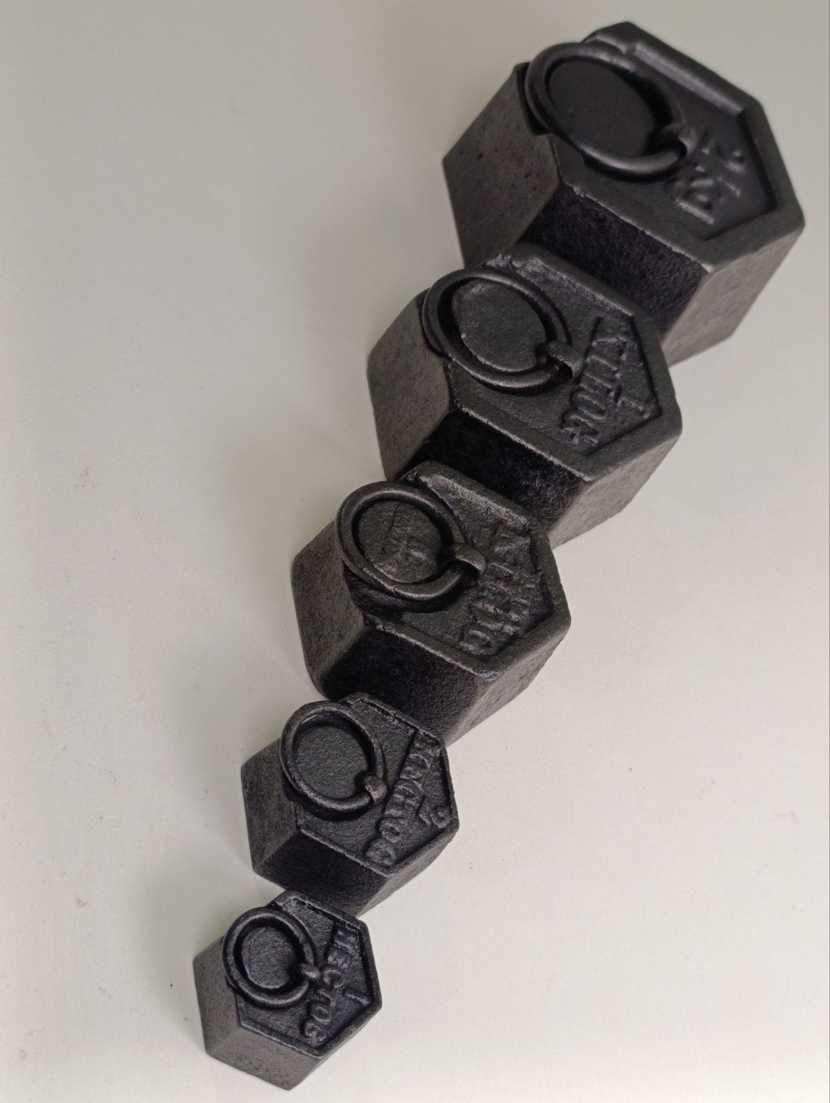 Antieke Franse Gietijzeren gewichten (set van 5 stuks), Antiek en Kunst, Ophalen of Verzenden