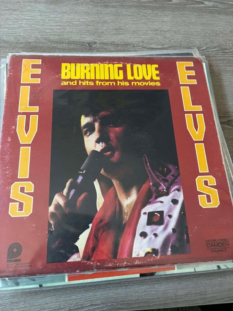Elvis lp, Burning love, USA persing black label.  5 euro., LP, Gebruikt, Ophalen of Verzenden, Rock-'n-roll