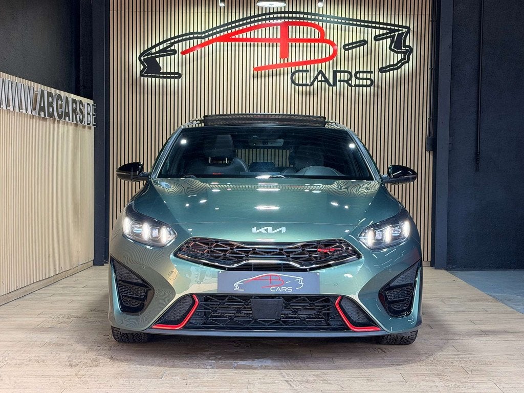 Kia ProCeed / pro_cee'd GT 1.6 T-GDi GT ISG DCT * GT SPORT *, Auto's, Kia, Automaat, Gebruikt, 4 cilinders, Leder