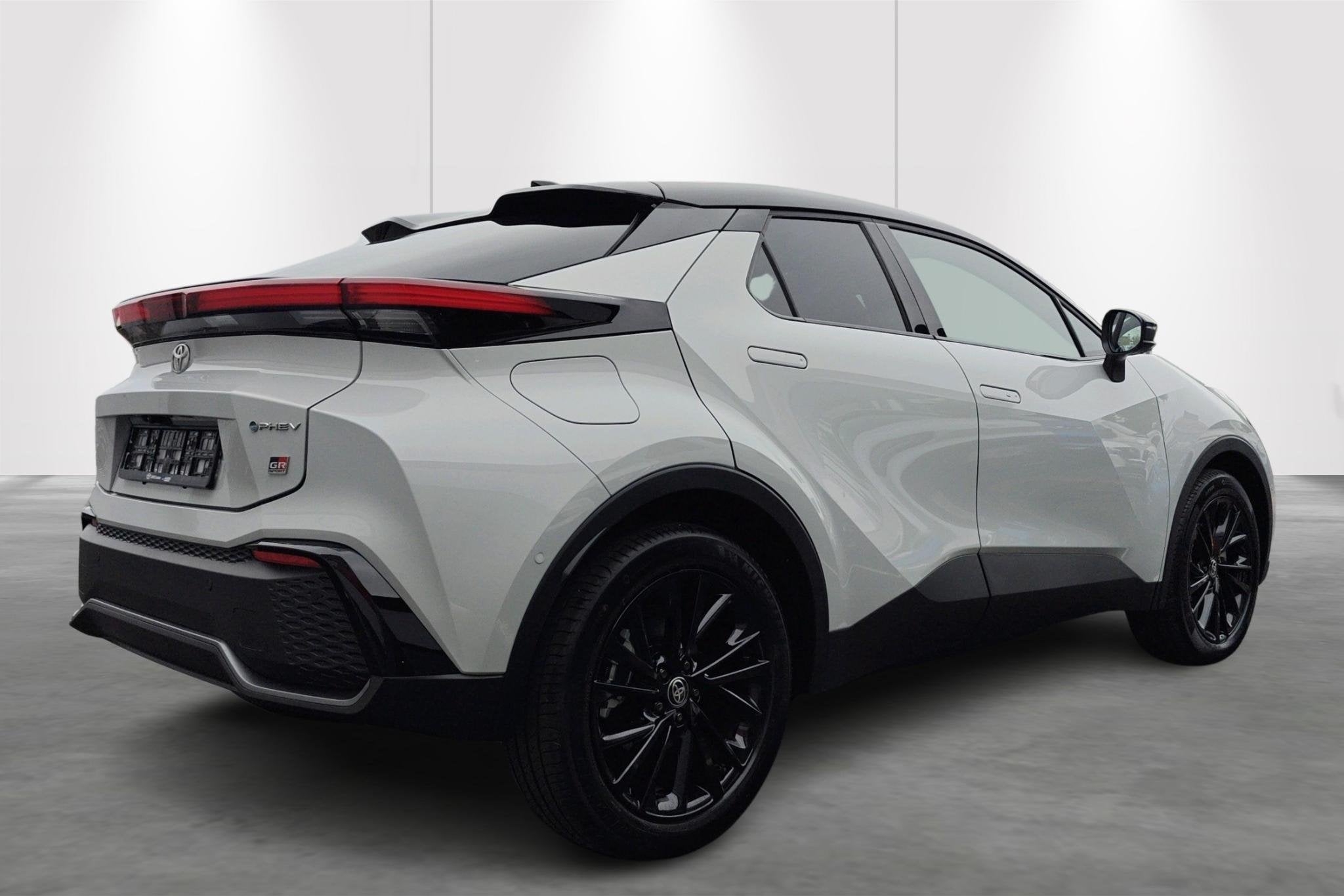 Toyota C-HR 2.0 PHEV GR Sport E-CVT + Luxury Pack - DEMO, Auto's, 725 kg, 1645 kg, 5 zetels, 5 deurs