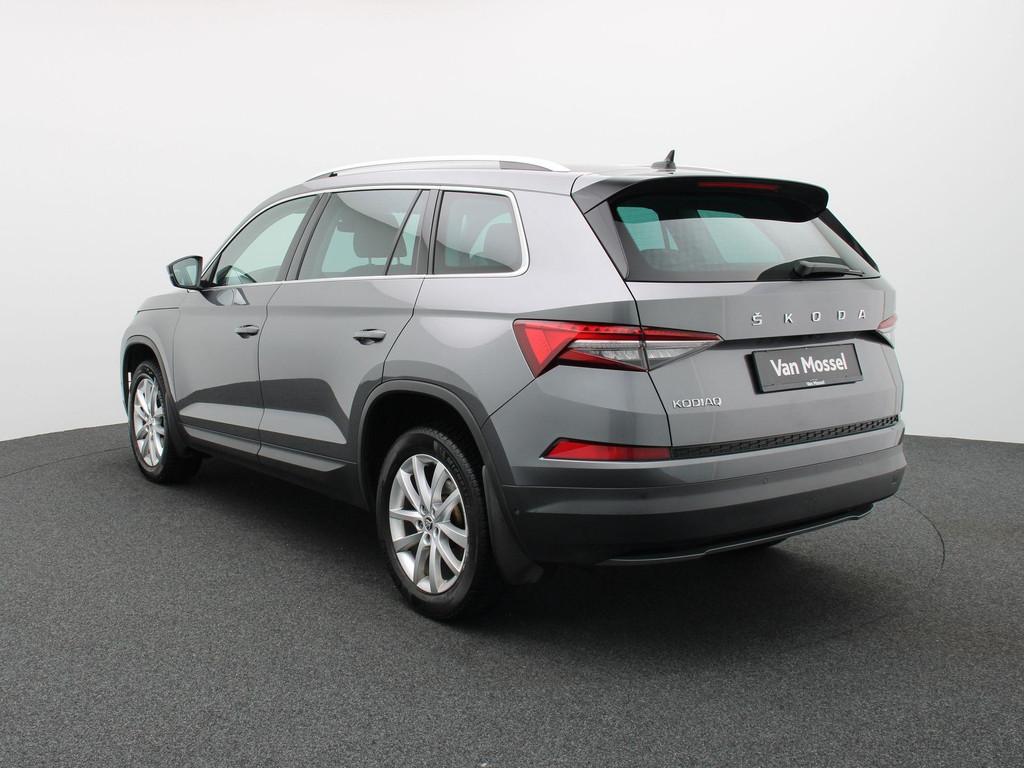 Skoda Kodiaq 2.0 CRTDI 110kW DSG7 Ambition (automatique), Autos, Argent ou Gris, Entreprise, 2000 kg, Carnet d'entretien