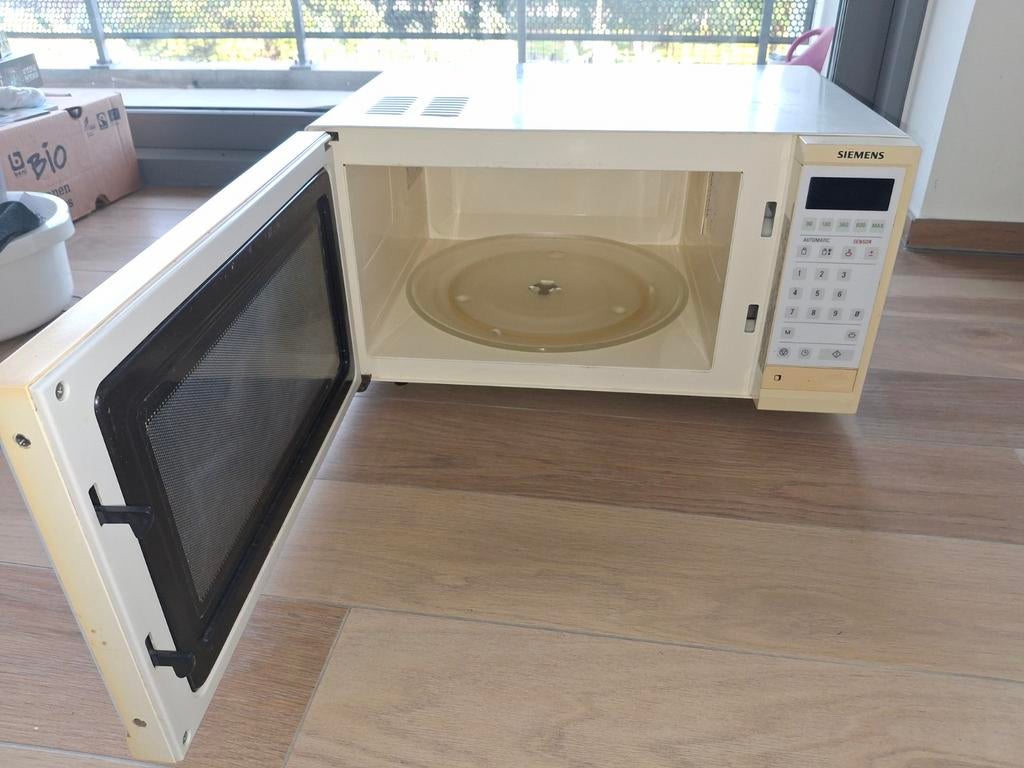Micro-ondes encastrable Siemens HF37020/01, Electroménager, Micro-ondes, Enlèvement