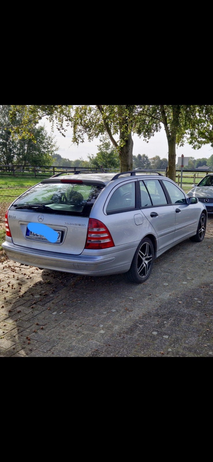 Mercedes C 180 essence 2004 Export, Autos, Argent ou Gris, Achat, Attache-remorque, Boîte manuelle