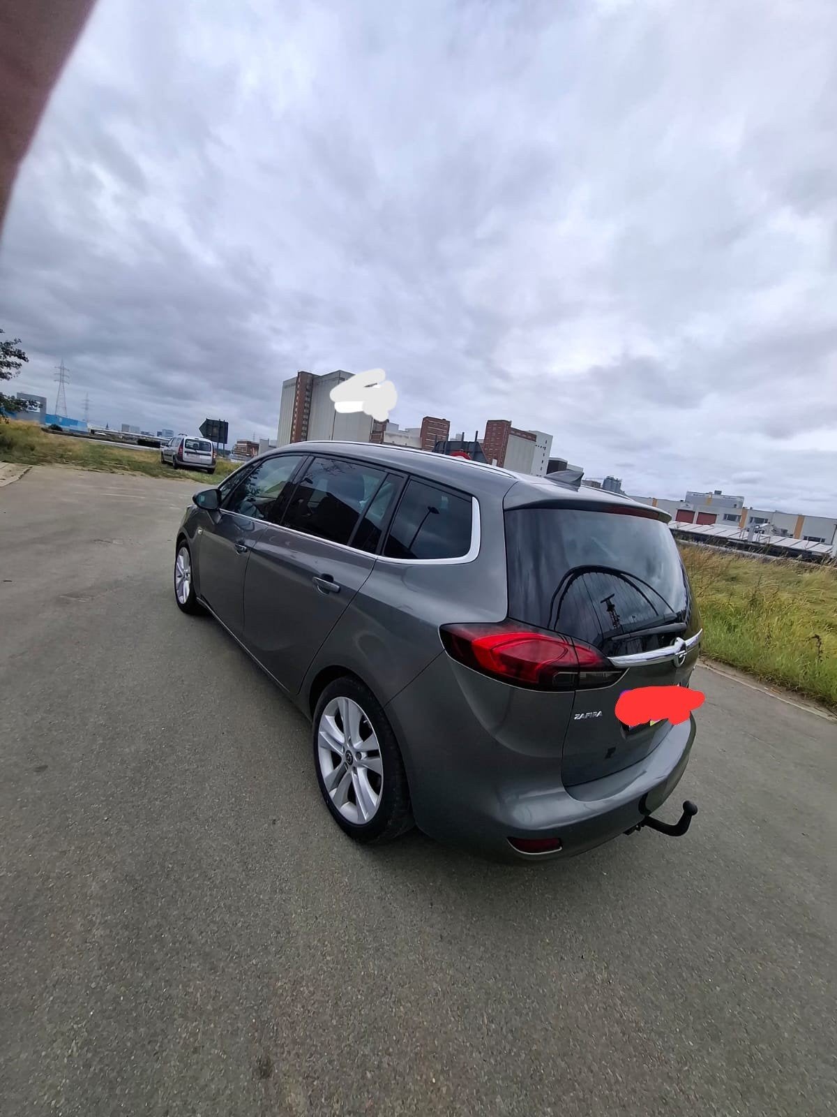 Opel Zafira Tourer 1.4 essence 7 personnes, Autos, Cuir, Achat, Euro 6, Boîte manuelle