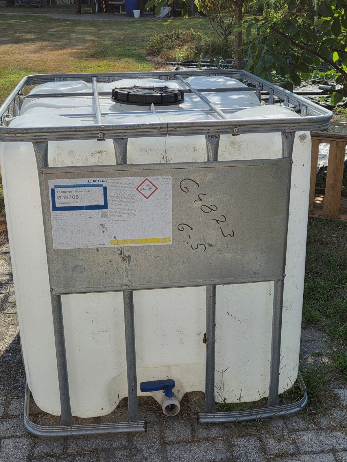 regenvat 1000 liters gereserveerd, Enlèvement