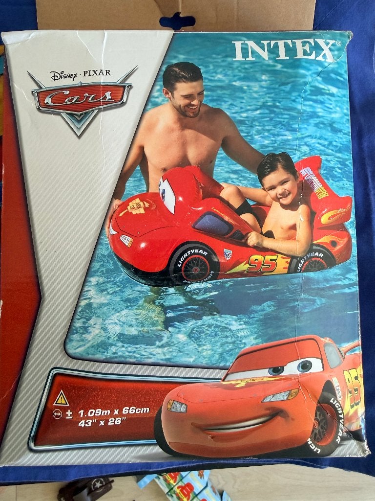 Opblaasbootje Cars / Disney - 3 t/m 6 jaar, Ophalen of Verzenden, Zo goed als nieuw, Overige typen