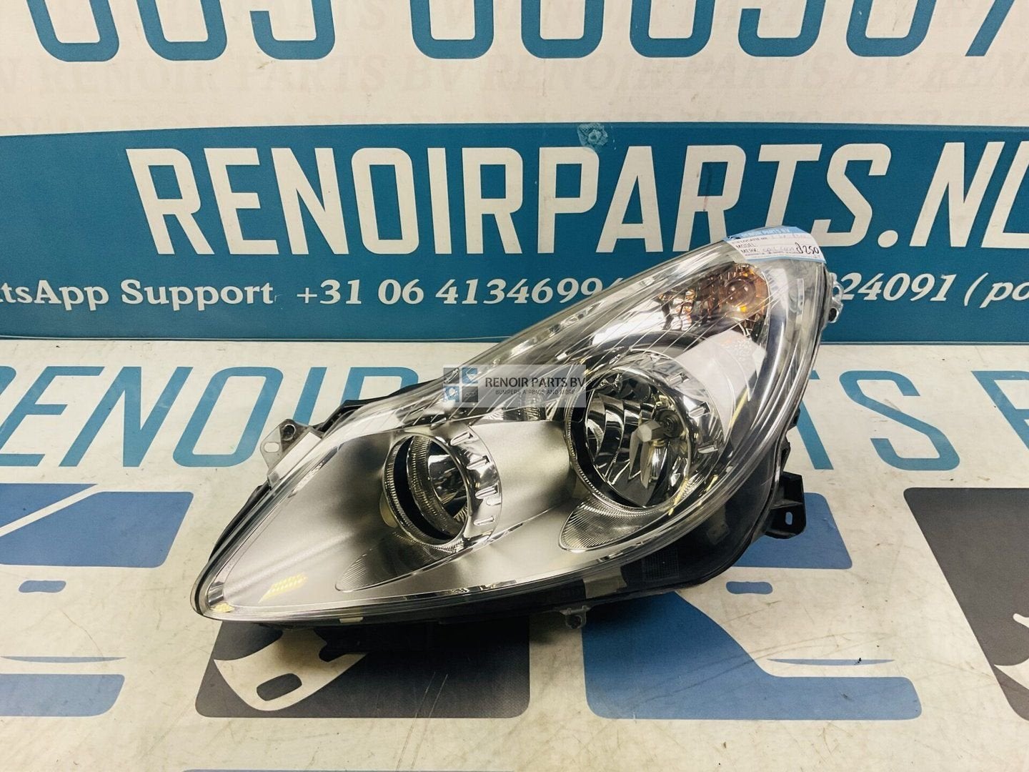 Koplamp Opel Corsa D Halogeen Links 13186381 2-B8-8250, -, Utilisé, -, Enlèvement ou Envoi