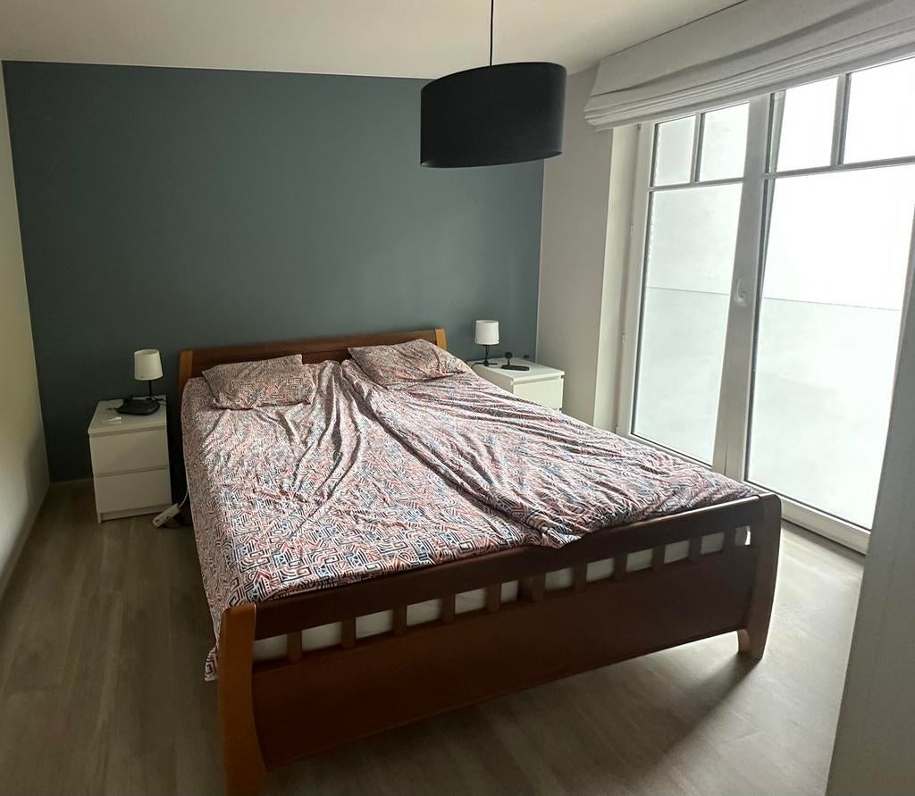 Bed 180cm in kerselaar met 2 lattenbodems, Huis en Inrichting, Ophalen, Bruin, Tweepersoons, 180 cm