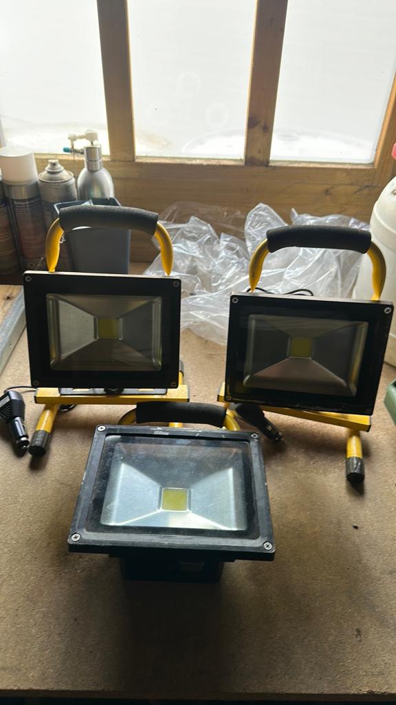 Spot led chantier, Enlèvement, Comme neuf