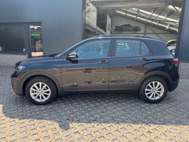 Volkswagen T-Cross 1.0 TSI Facelift 9000 km ! Apple CarPlay, Voorwielaandrijving, Gebruikt, 95 pk, Zwart