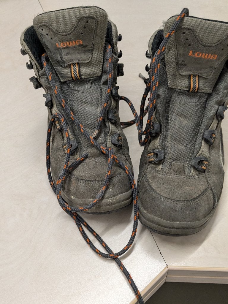Wandelschoenen kinderen maat 34, Ophalen, Gebruikt, Lowa, Jongen of Meisje