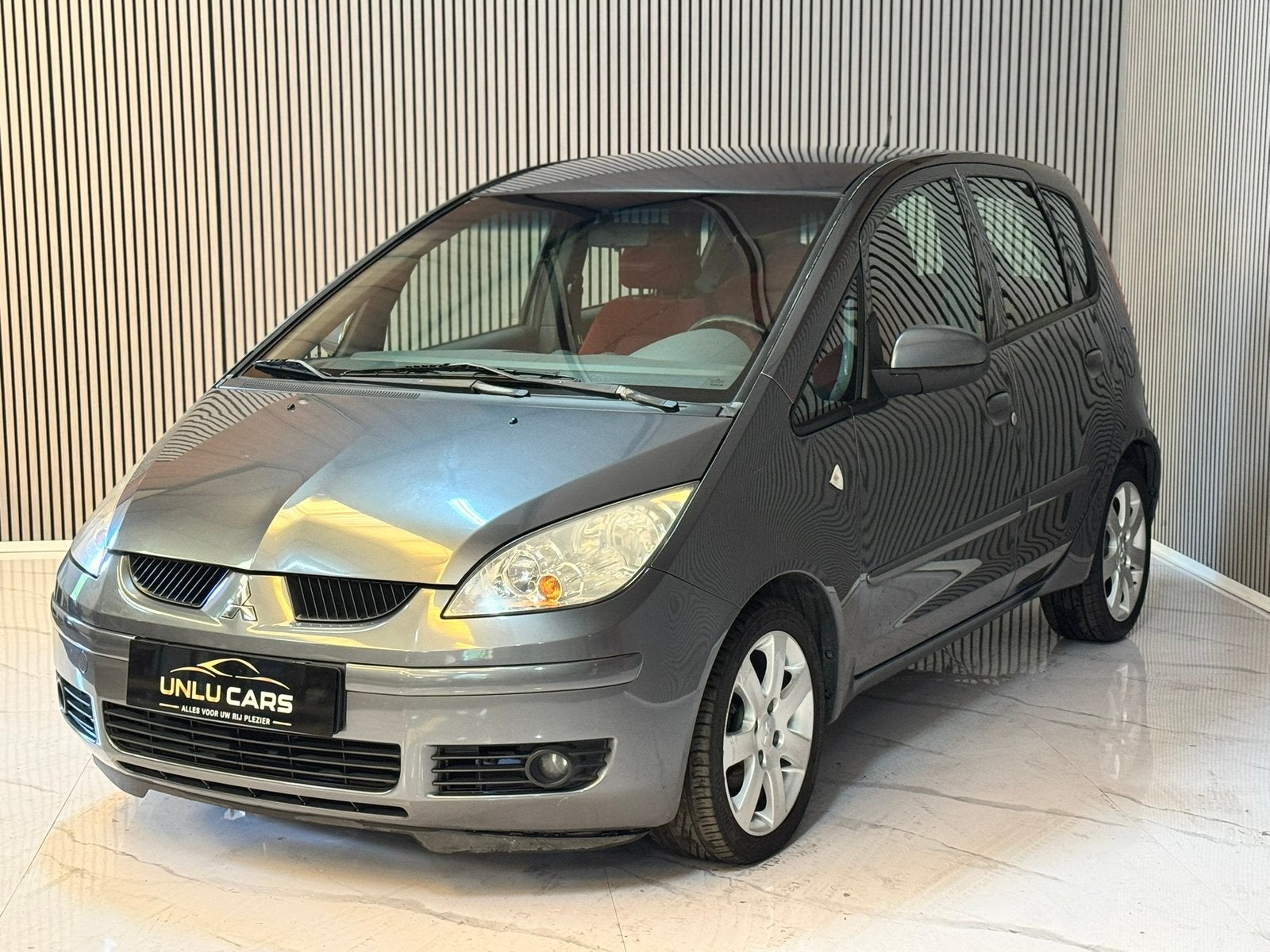 MITSUBISHI COLT 1.5 BENZINE, Auto's, Mitsubishi, Stof, Colt, Bedrijf, 5 zetels
