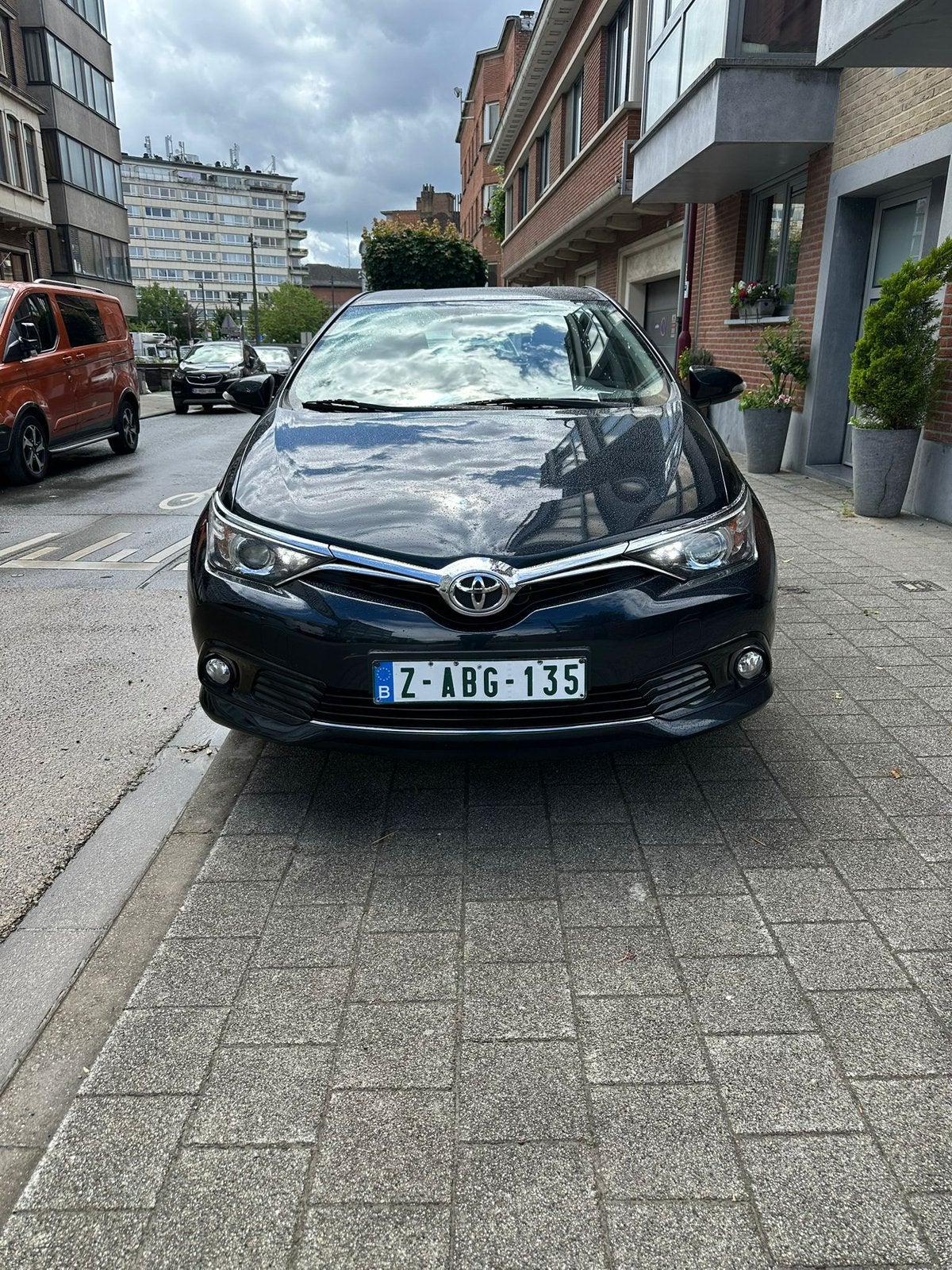 Toyota auris benzine face-lift new, Achat, Euro 6, Entreprise, Boîte manuelle